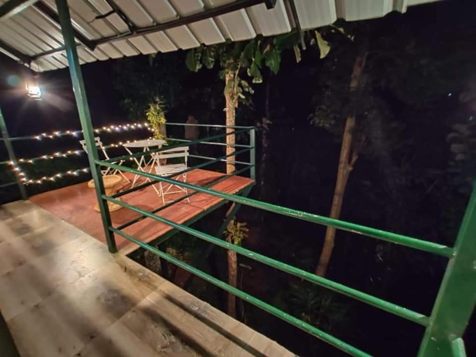 Noah'S Nest Tree House Apartamento Thekkady Exterior foto