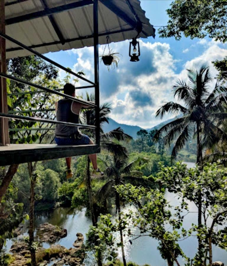 Noah'S Nest Tree House Apartamento Thekkady Exterior foto